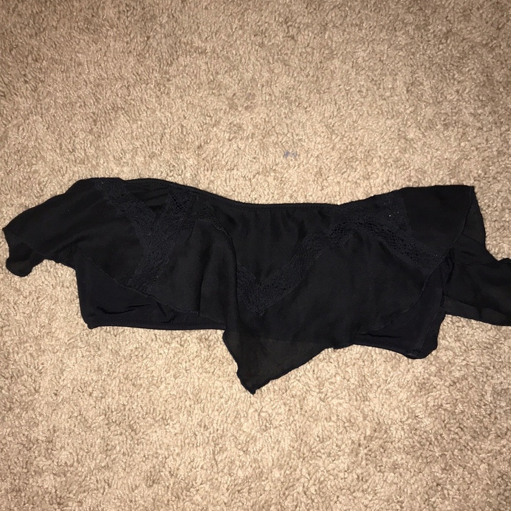 Flowy black bandeau bathing suit top (padded)